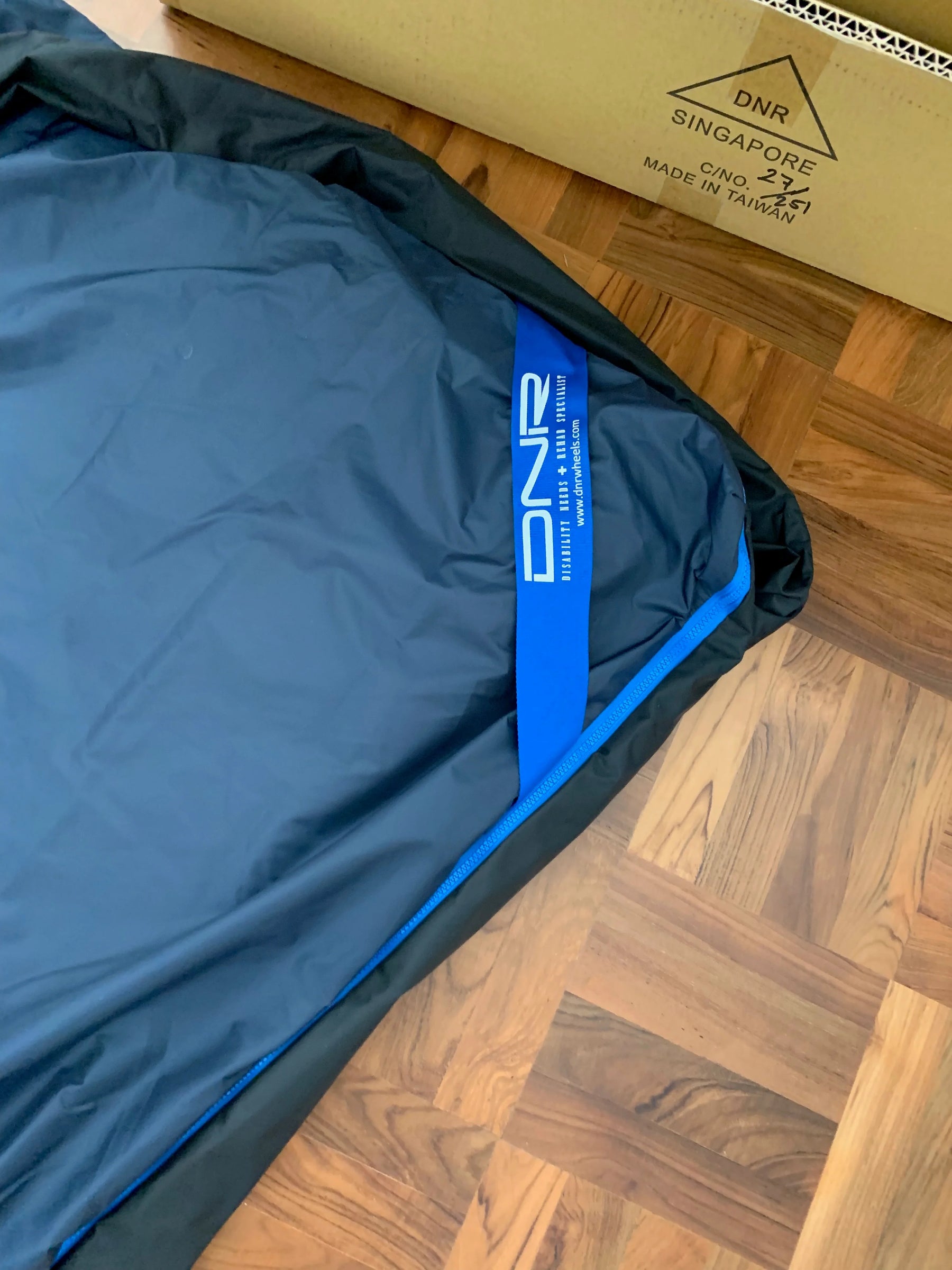 Second Hand 4" Air Mattress (PLS SEE DESCRIPTION)