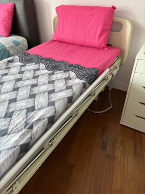 Second Hand Electric Hospital Bed (PLS SEE DESCRIPTION)