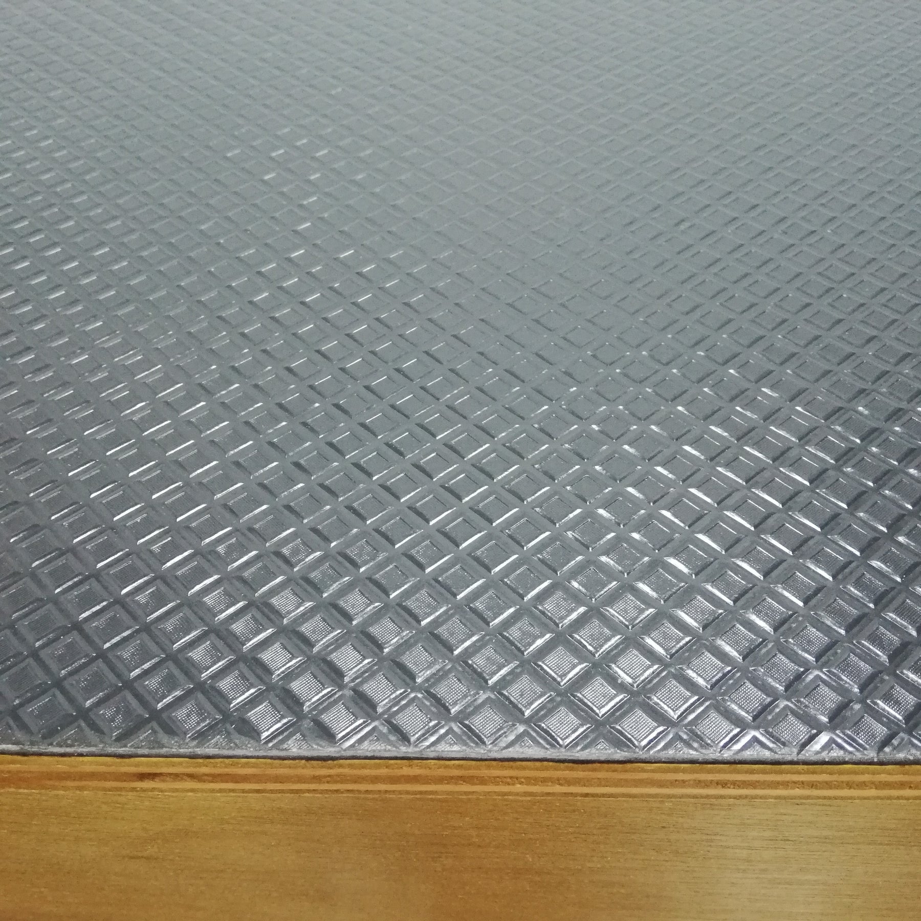 Customised Stepboard - anti slip surface