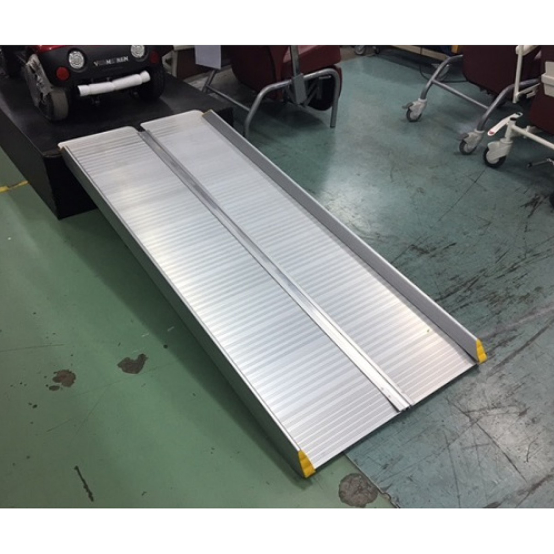 DNR Wheels - Bi-fold Aluminium Portable Medical Ramp 