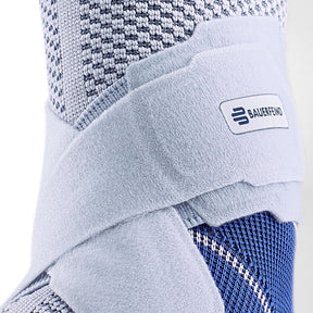 Bauerfeind MalleoTrain S Ankle Brace and Support (8 strapping)